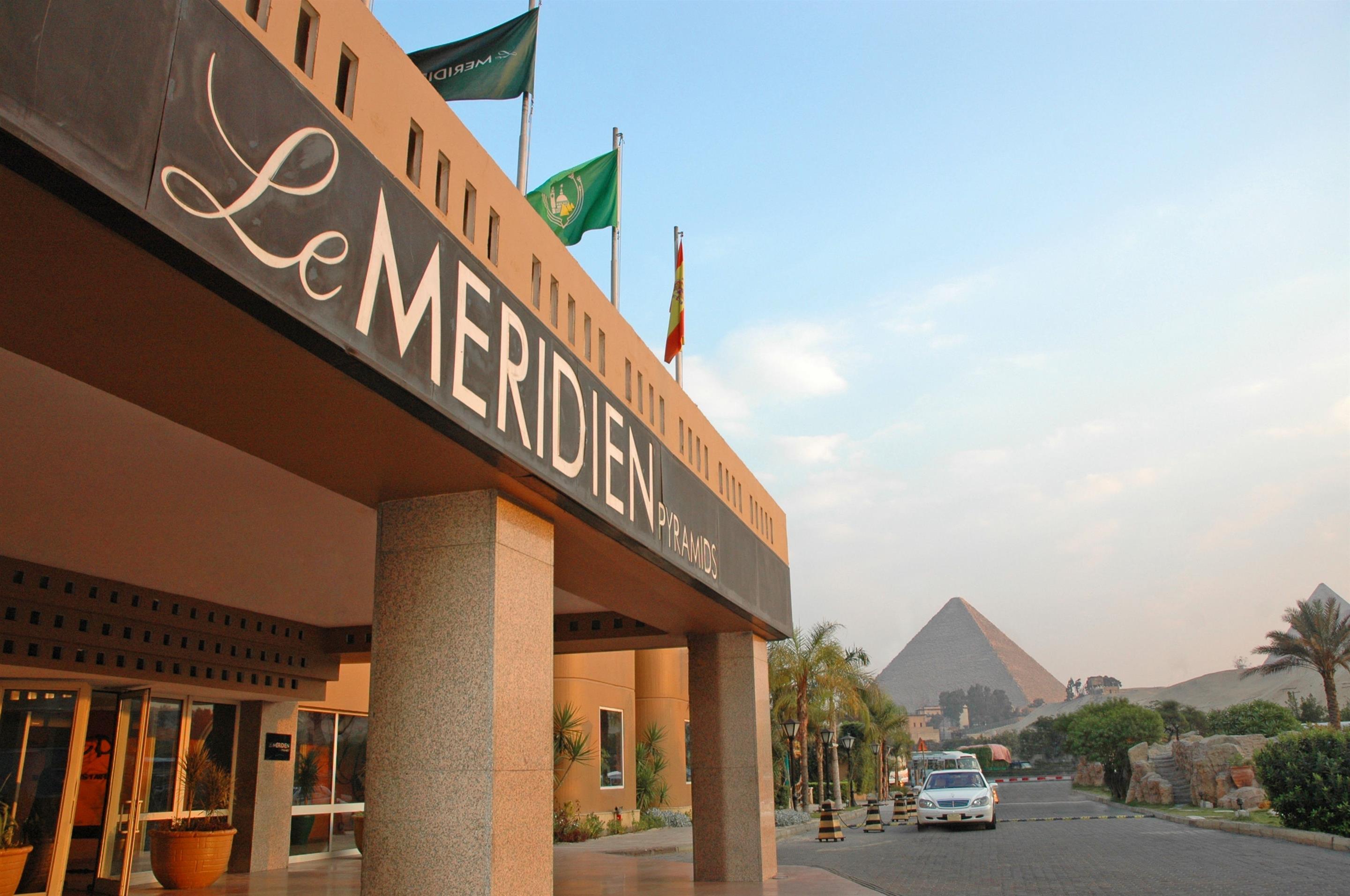 Le Meridien Pyramids Hotel & Spa Giza Eksteriør billede